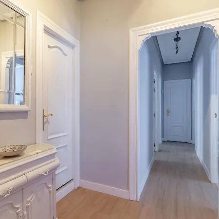 Ah Urban Lena Vut6048as Apartamento *